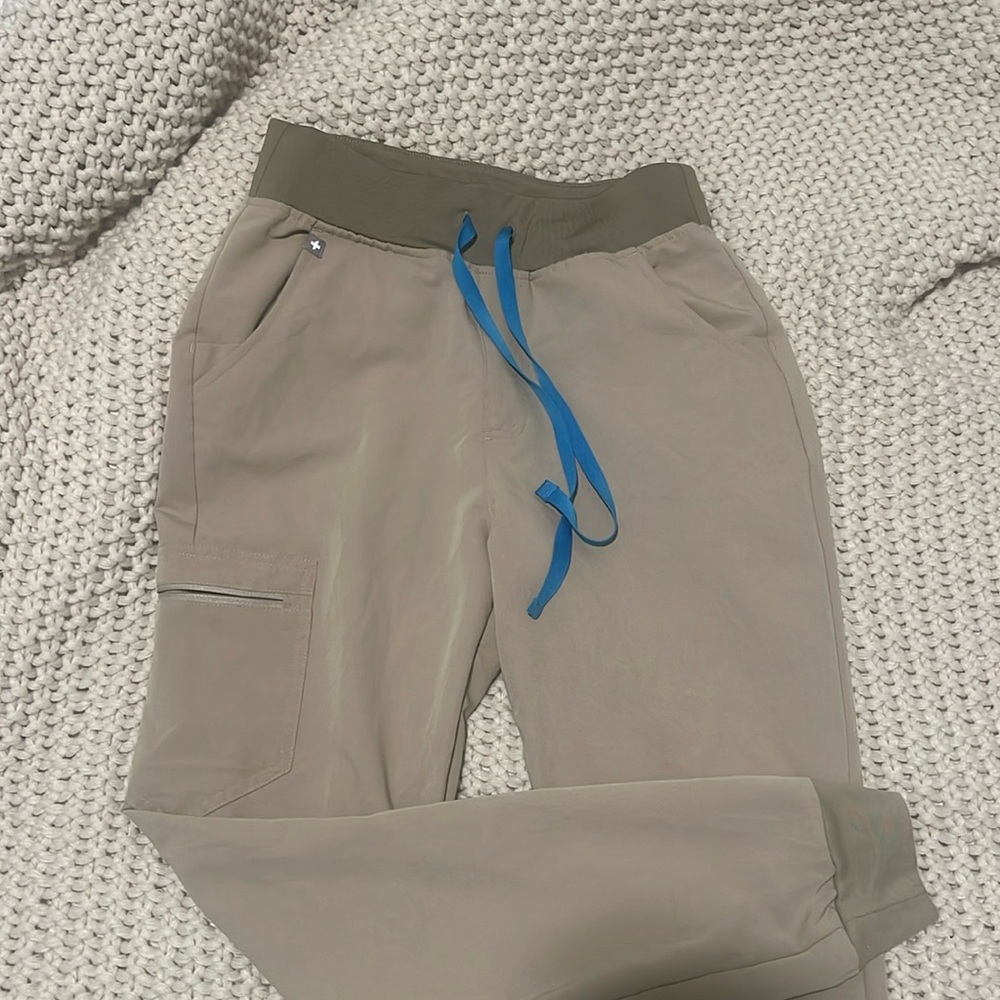 Figs scrub joggers